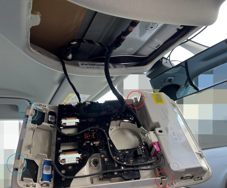 アウディA4アバント リアドライブレコーダー取り付け方法