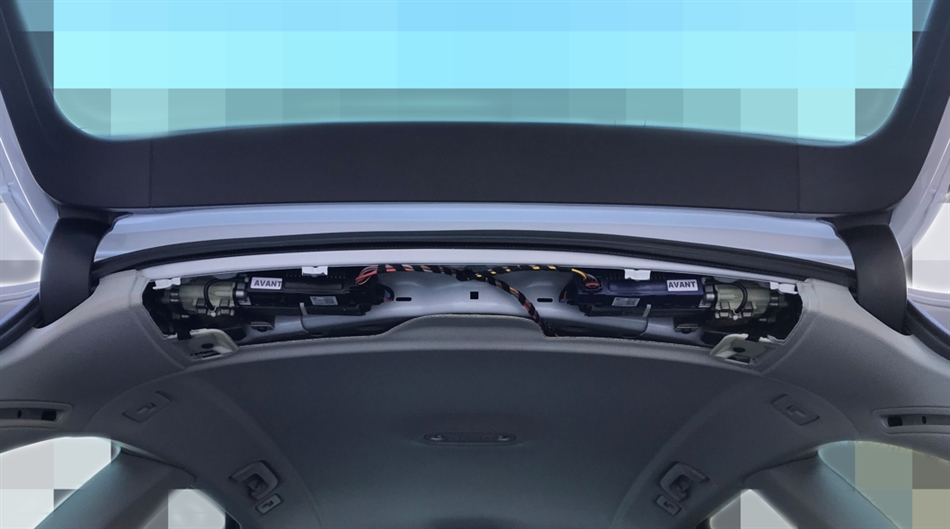 アウディA4アバント リアドライブレコーダー取り付け方法